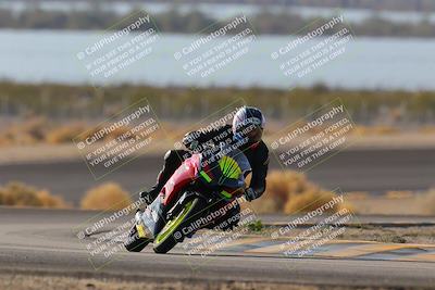 media/Dec-18-2022-SoCal Trackdays (Sun) [[8099a50955]]/Turn 14 (940am)/